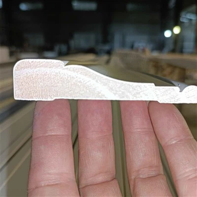 সুপিরিয়র হোয়াইট প্রাইমড কাঠের দরজার আবরণ