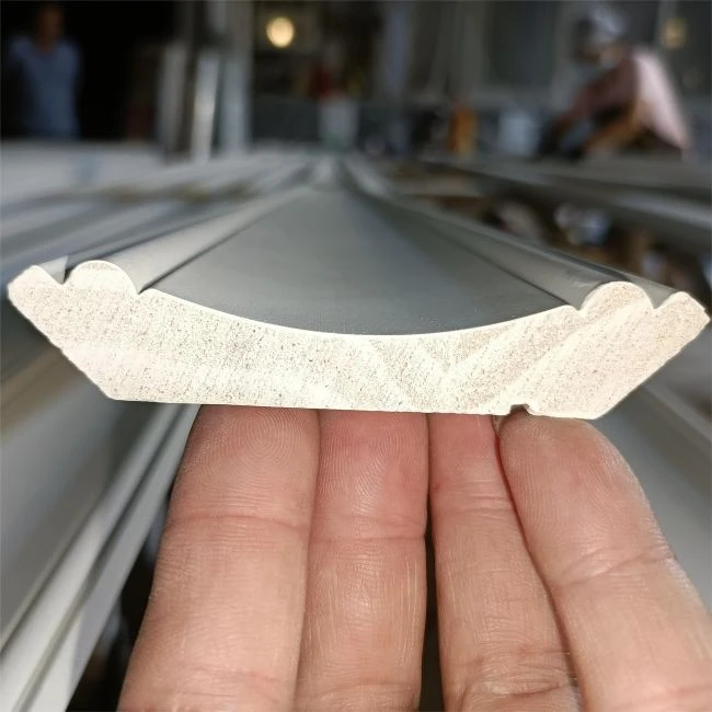 Superior Primed Wooden Crown Mouldings For Ceiling
